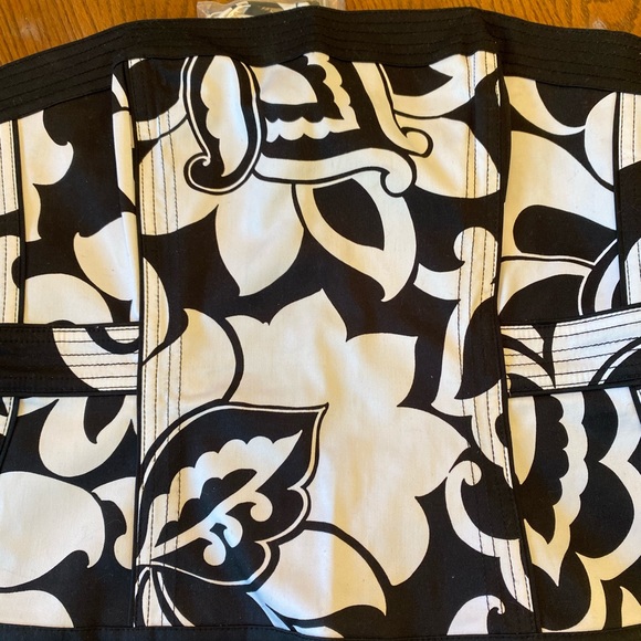 COPY - WHITE HOUSE BLACK MARKET strapless top! - Picture 3 of 4